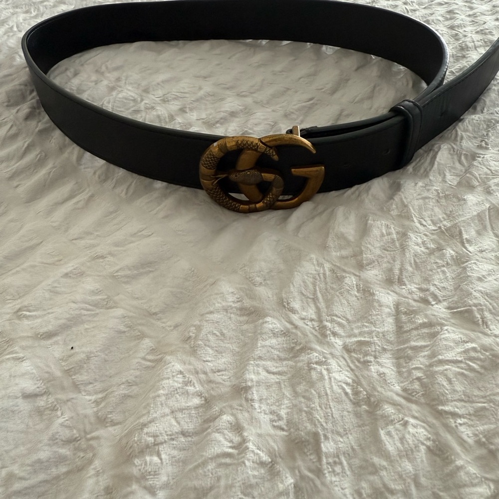 Black Gucci Leather Belt with Gold Buckle